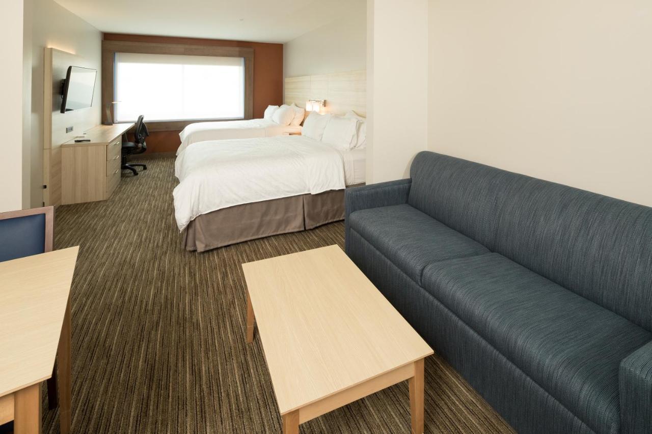 Holiday Inn Express Hotel & Suites Bay City By Ihg Bagian luar foto