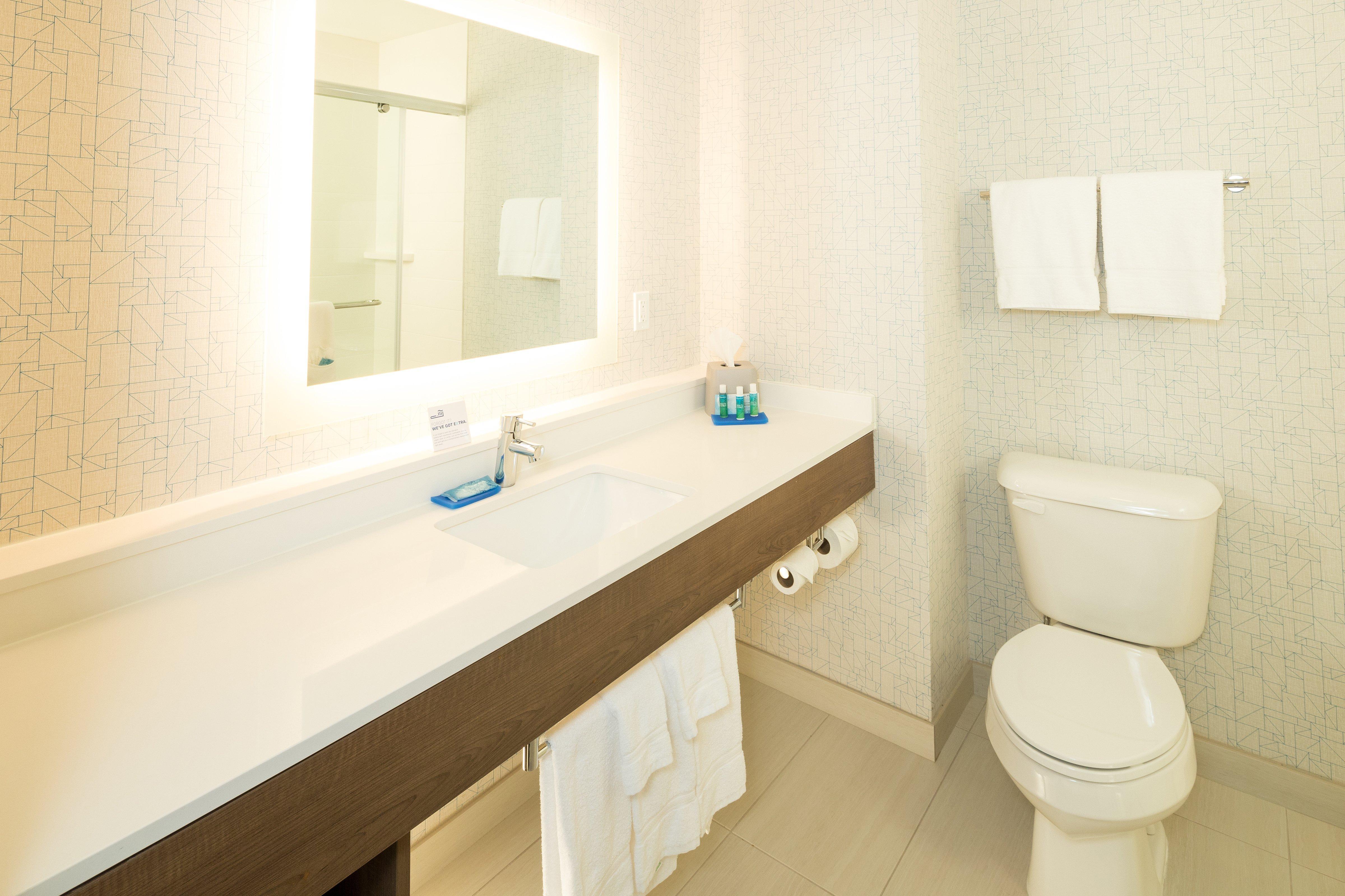 Holiday Inn Express Hotel & Suites Bay City By Ihg Bagian luar foto