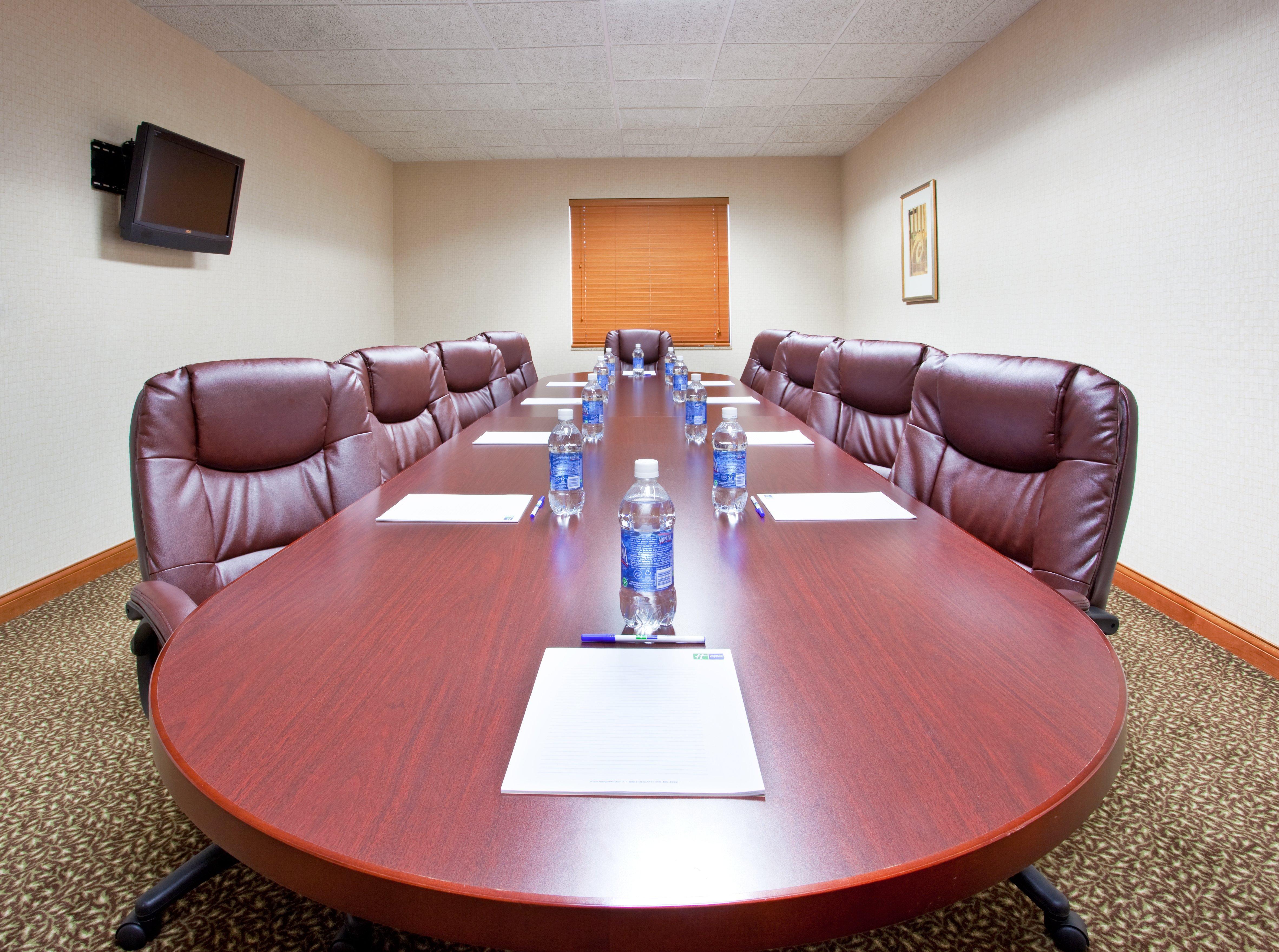Holiday Inn Express Hotel & Suites Bay City By Ihg Bagian luar foto